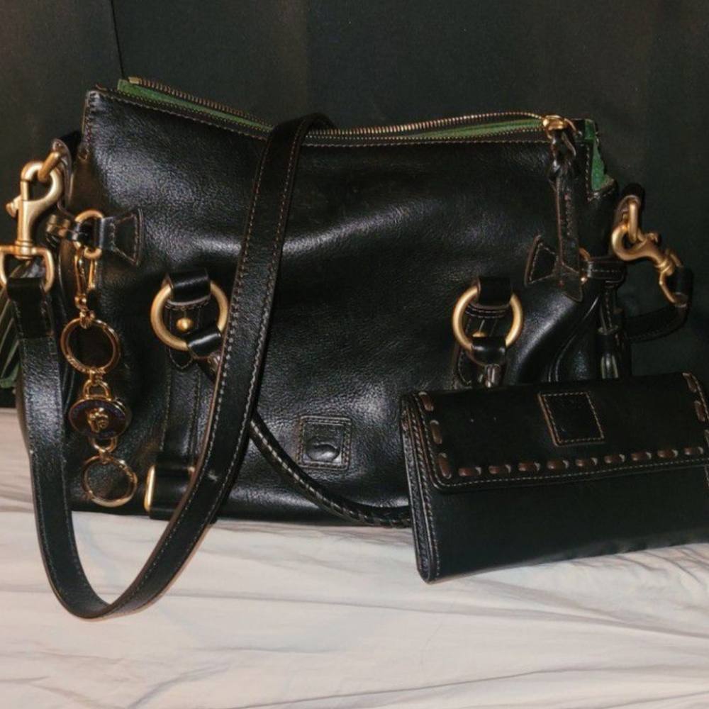 Dooney & Bourke Black Florentine Satchel, COMES WITH Wallet And Key Chain